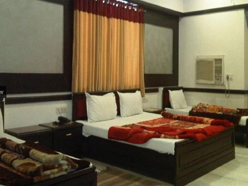 Hotel Ambaji International Ranpur Extérieur photo