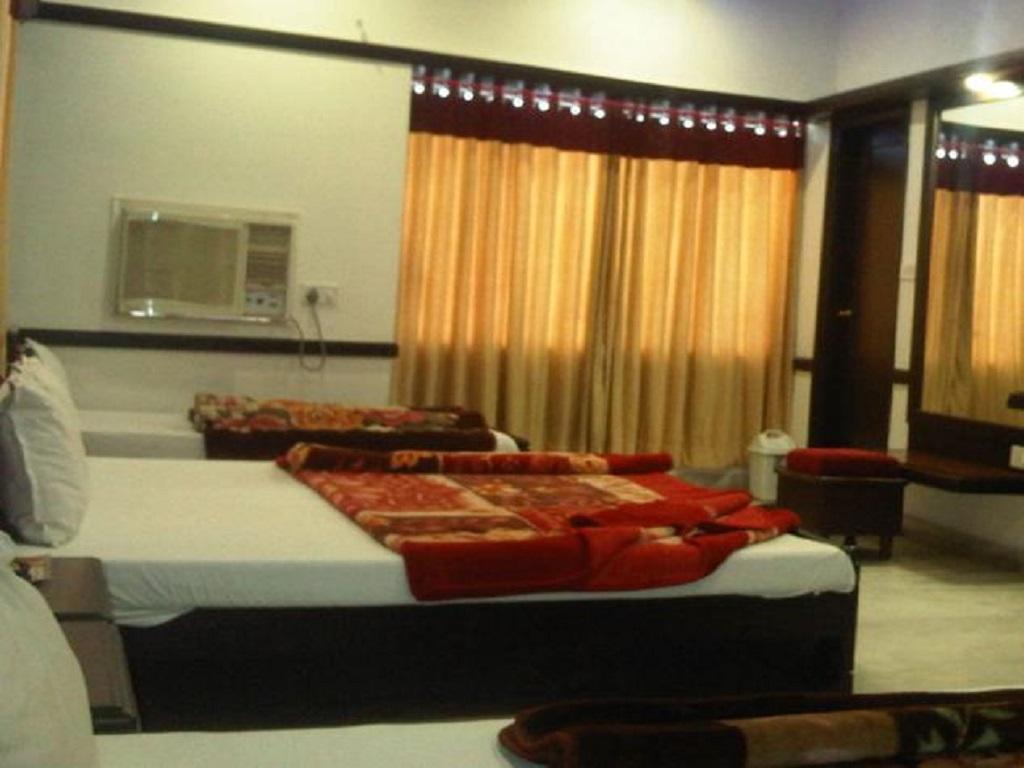 Hotel Ambaji International Ranpur Extérieur photo